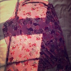 This blouse is for nights out,is very comfortable.